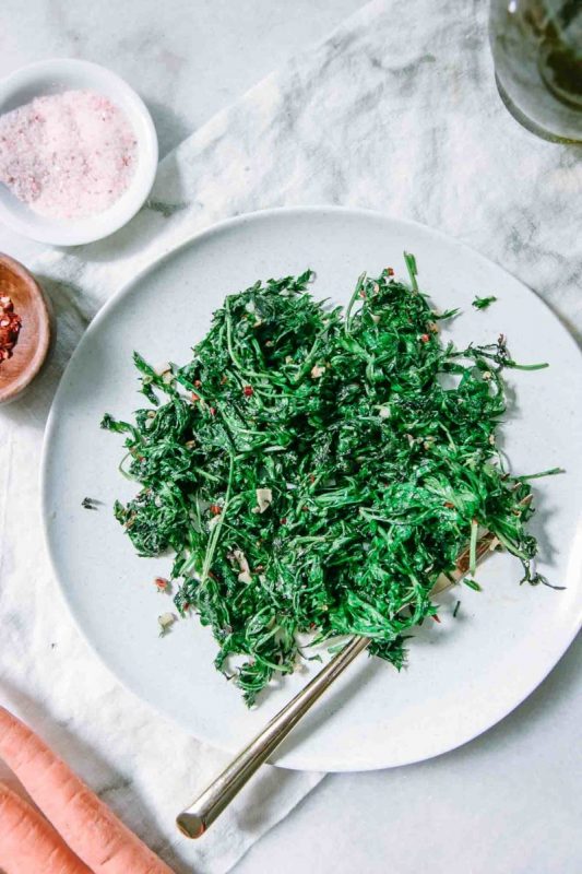 46 Recipes for Carrot and Carrot Greens (AKA Carrot Tops) via Lizshealthytable.com 